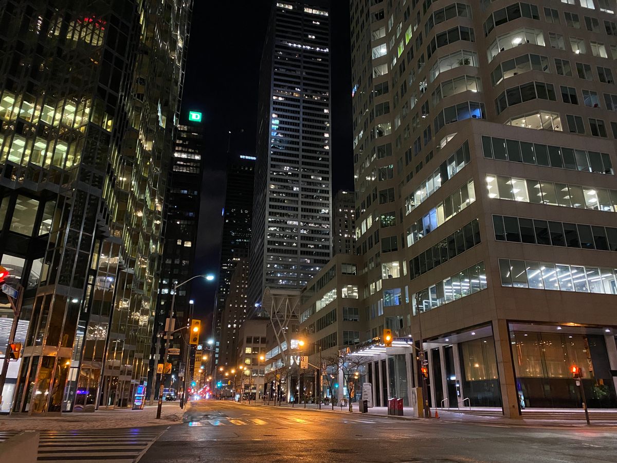 How to Avoid Jet Lag: 2 Weeks in Toronto
