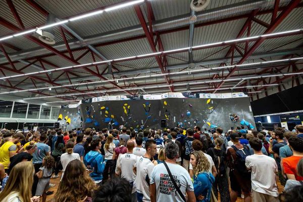 Women's Boulder Qualifications at the 2023 IFSC World Championships by Jan Virt/IFSC